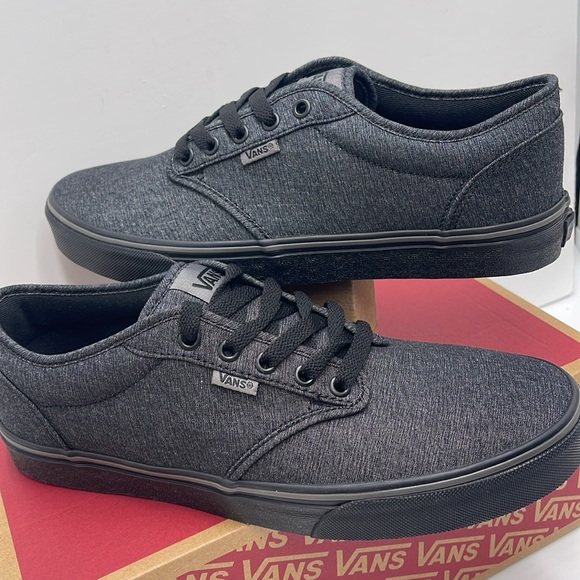 Vans Women’s Atwood
(Varsity Textile) Black/Pewter
VN0A45J9VEJ
Sneakers - Picture 11 of 16